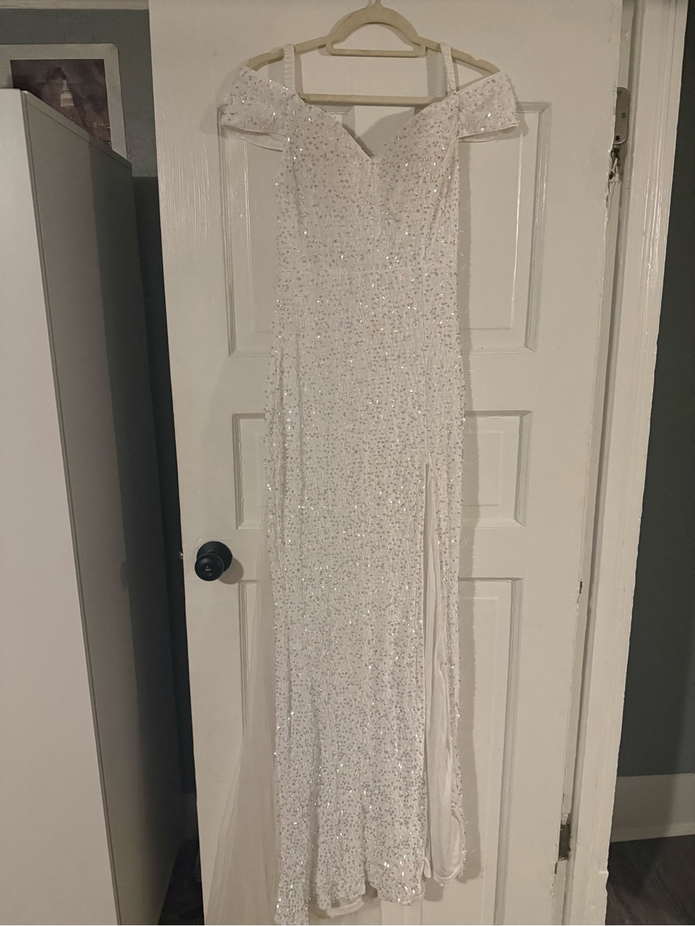 Elegant Off-Shoulder White Sequin Evening Dress
